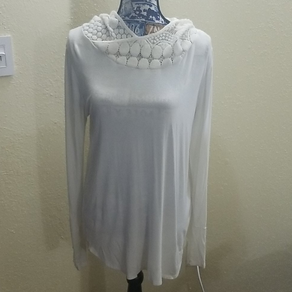 Lace hooded tunic